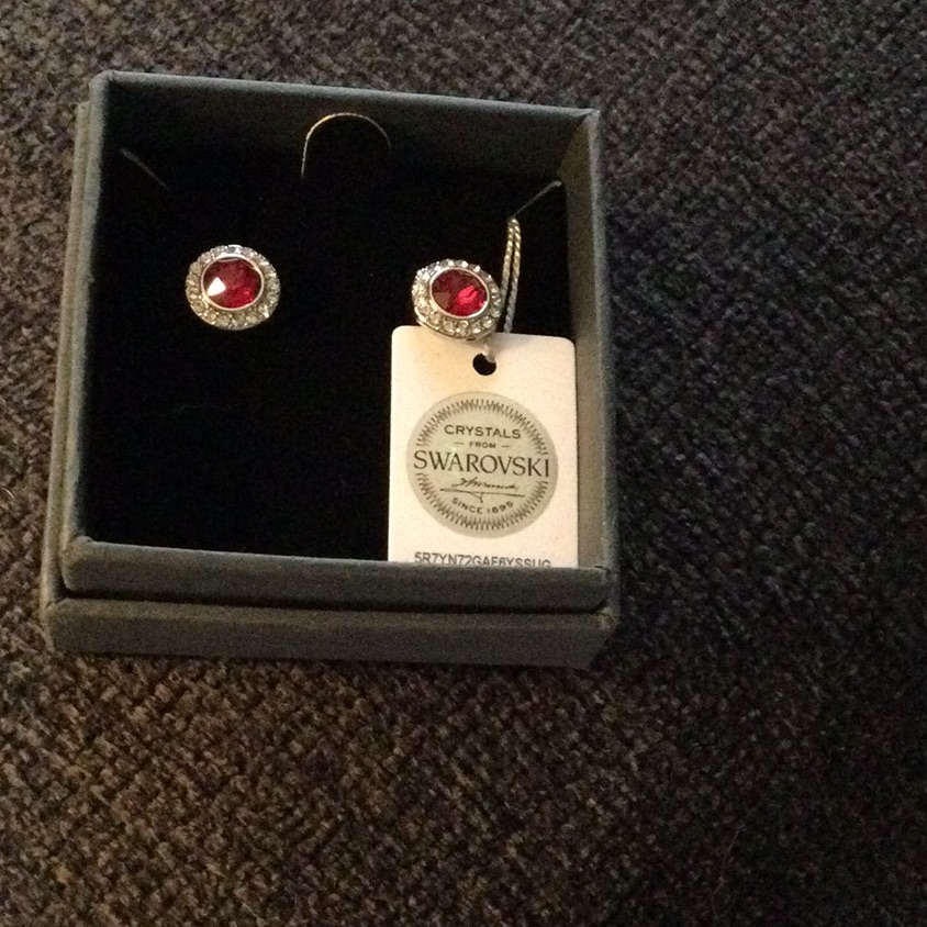 Nic & Syd Swarovski Crystals Red And Silver Earrings.